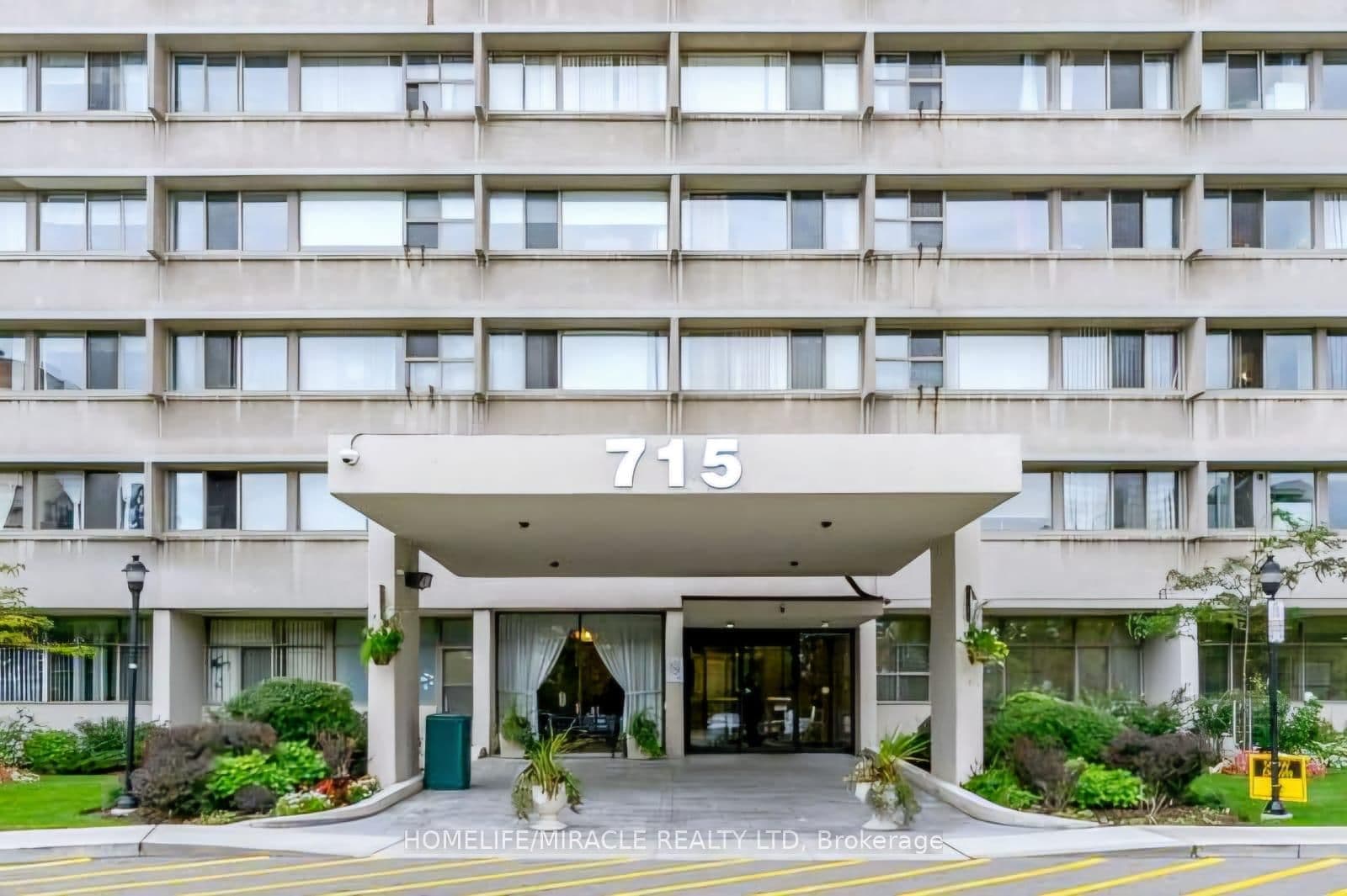 #201 - 715 Don Mills Road