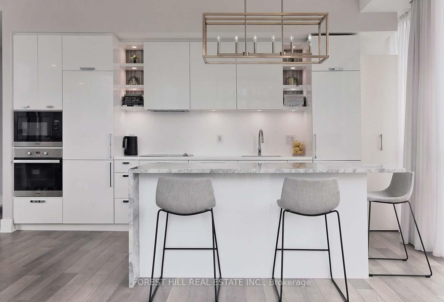 32 Davenport Road, Unit 2407 thumbnail 15
