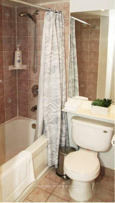 270 Wellington Street, Unit 413 thumbnail 12