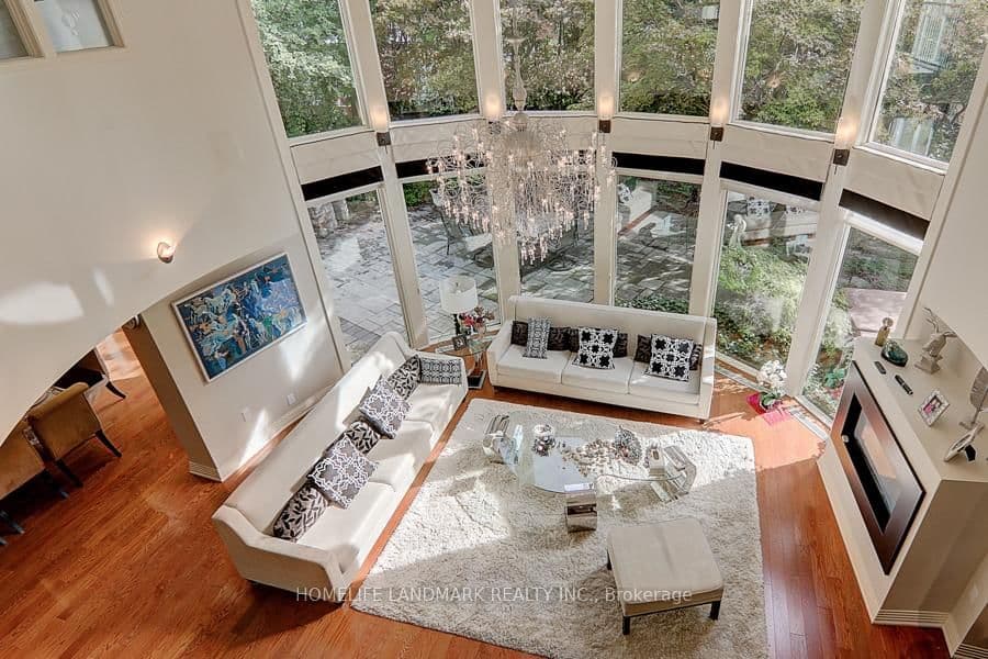 35 Gardiner Road E thumbnail 16