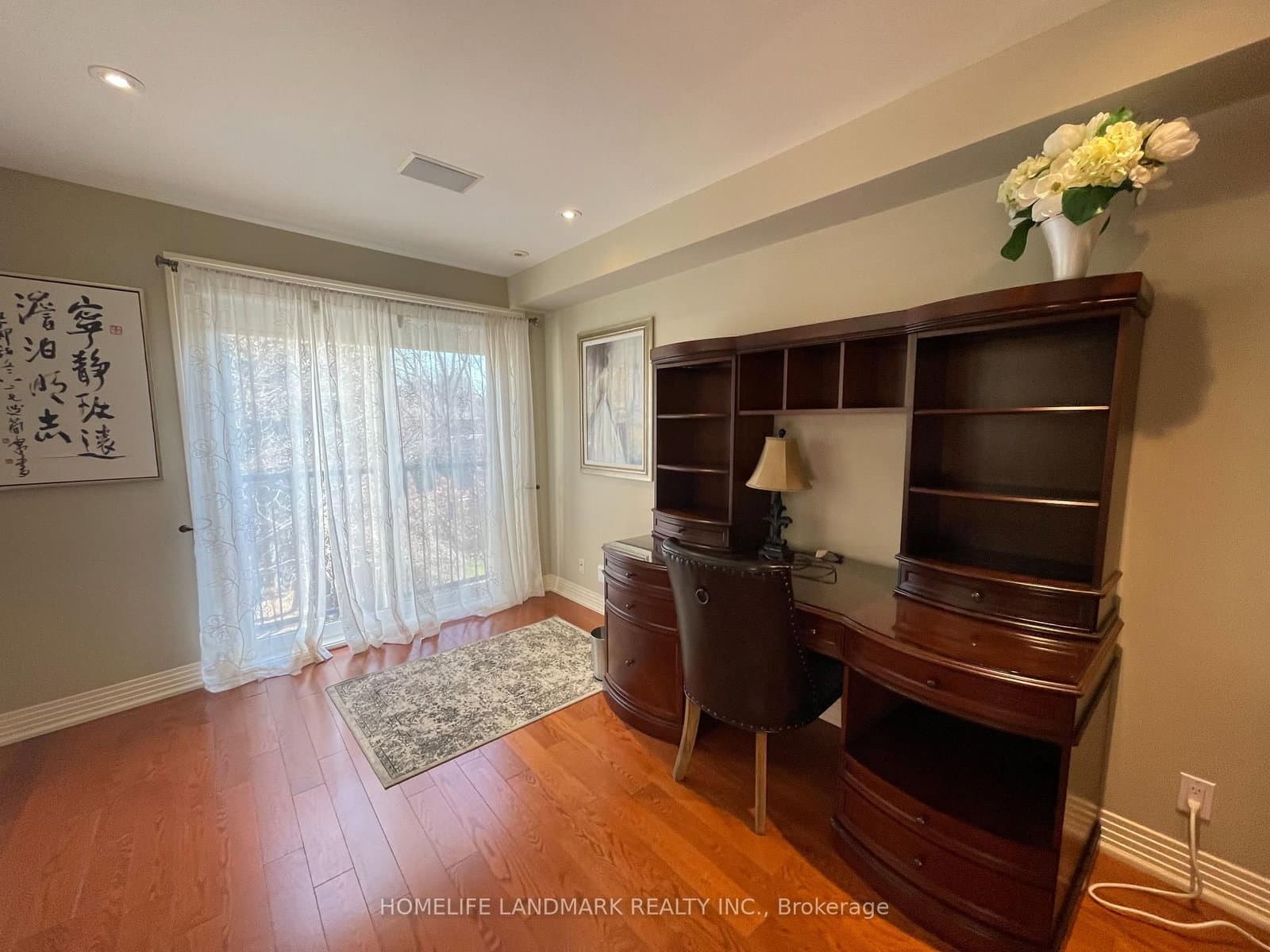 35 Gardiner Road E thumbnail 19