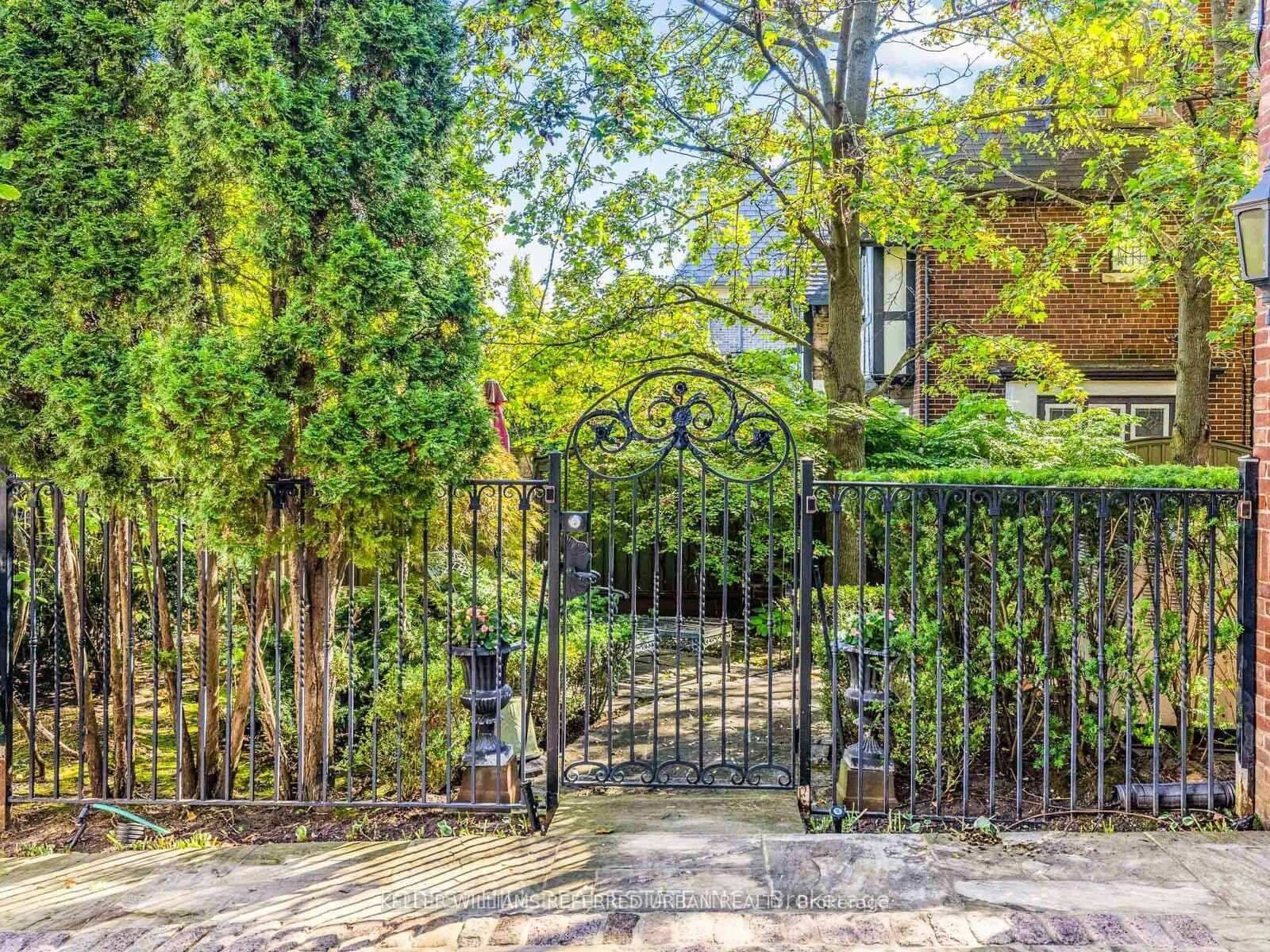 11 Dewbourne Avenue thumbnail 47