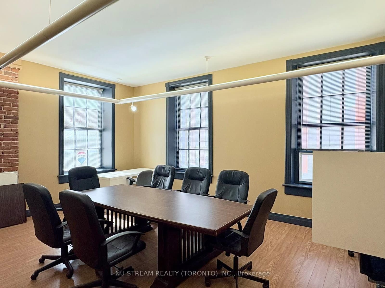 100 Front Street E, Unit 301 thumbnail 6