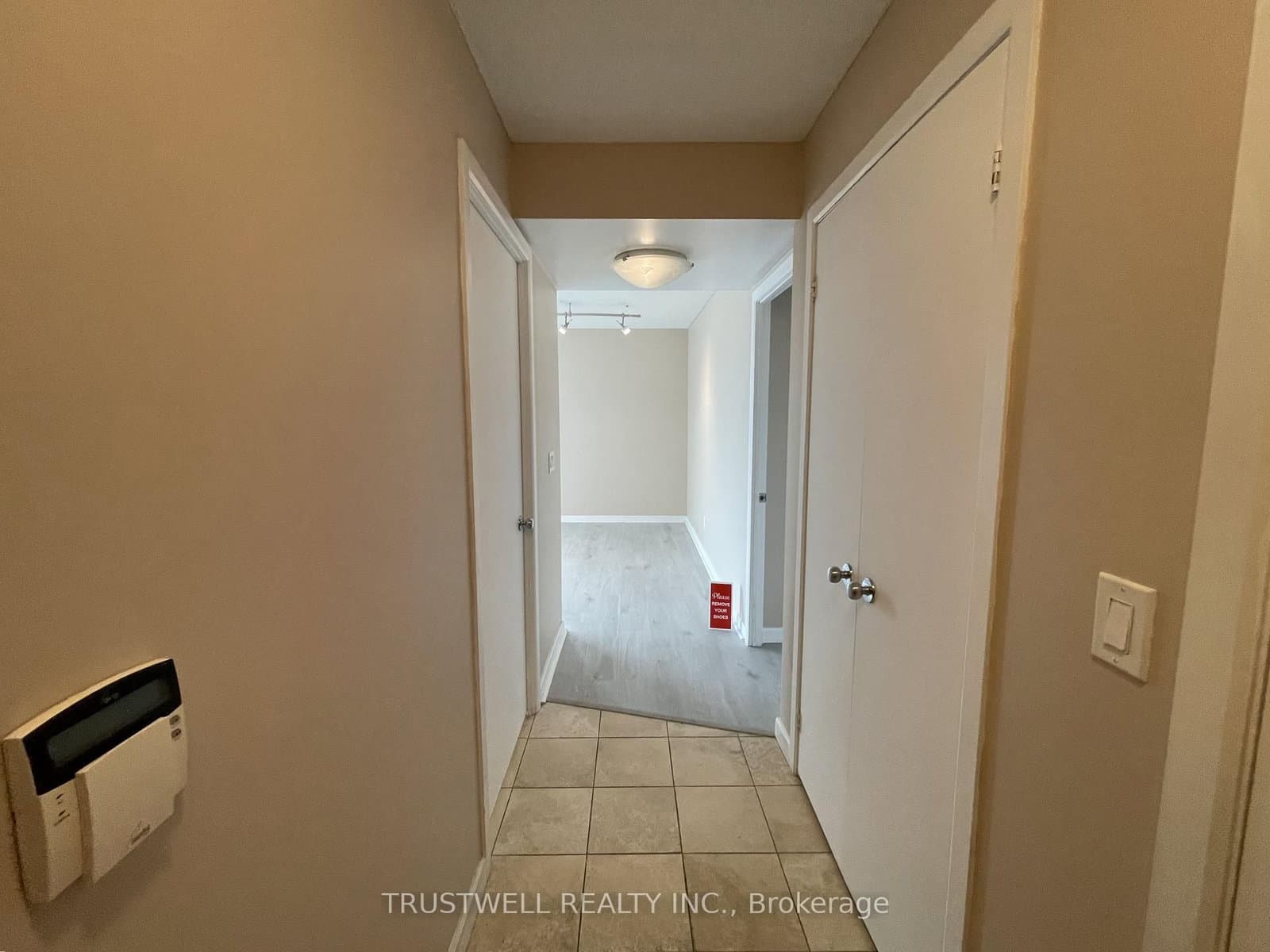 8 Park Road, Unit 1905 thumbnail 3