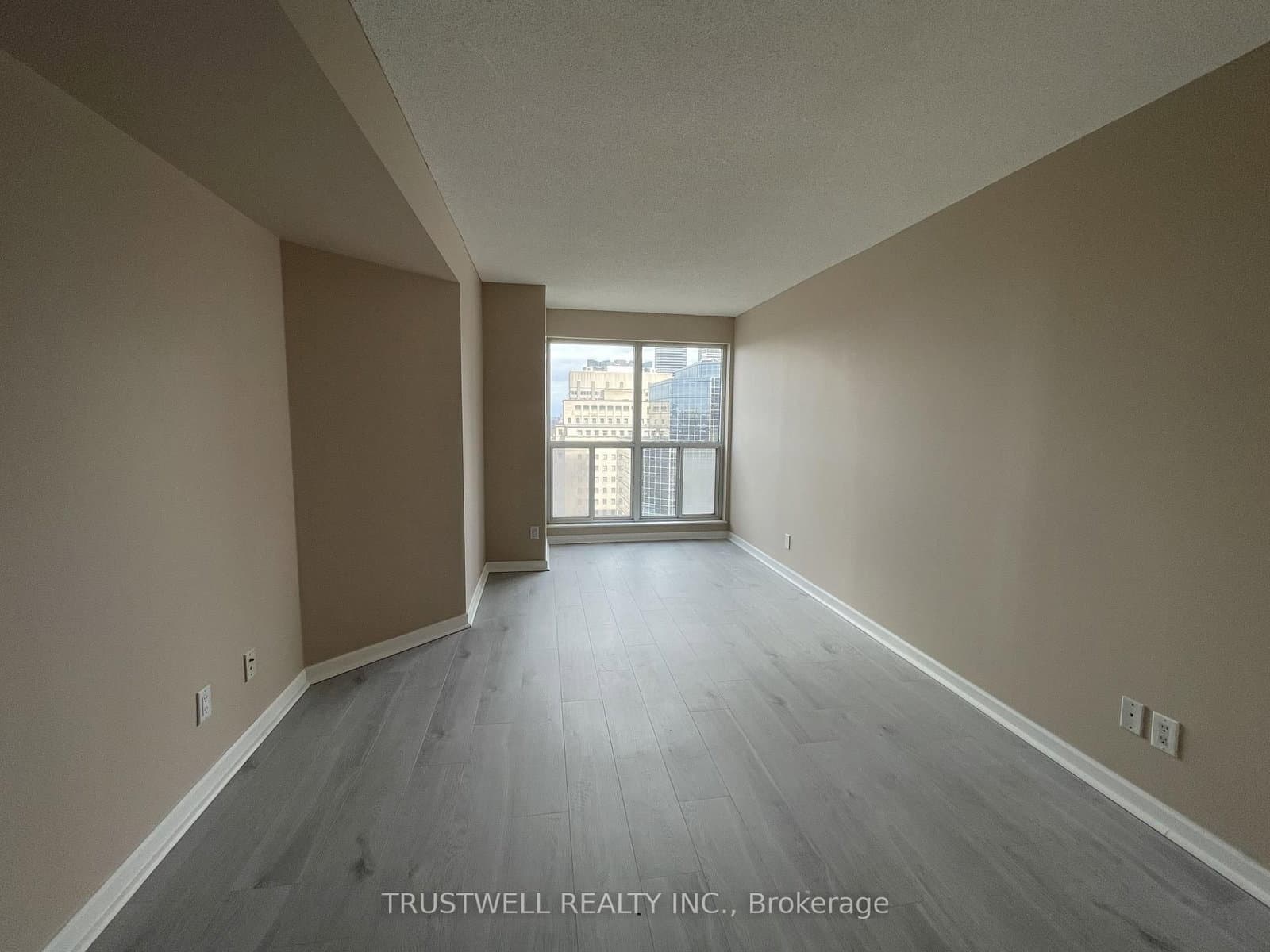 8 Park Road, Unit 1905 thumbnail 7