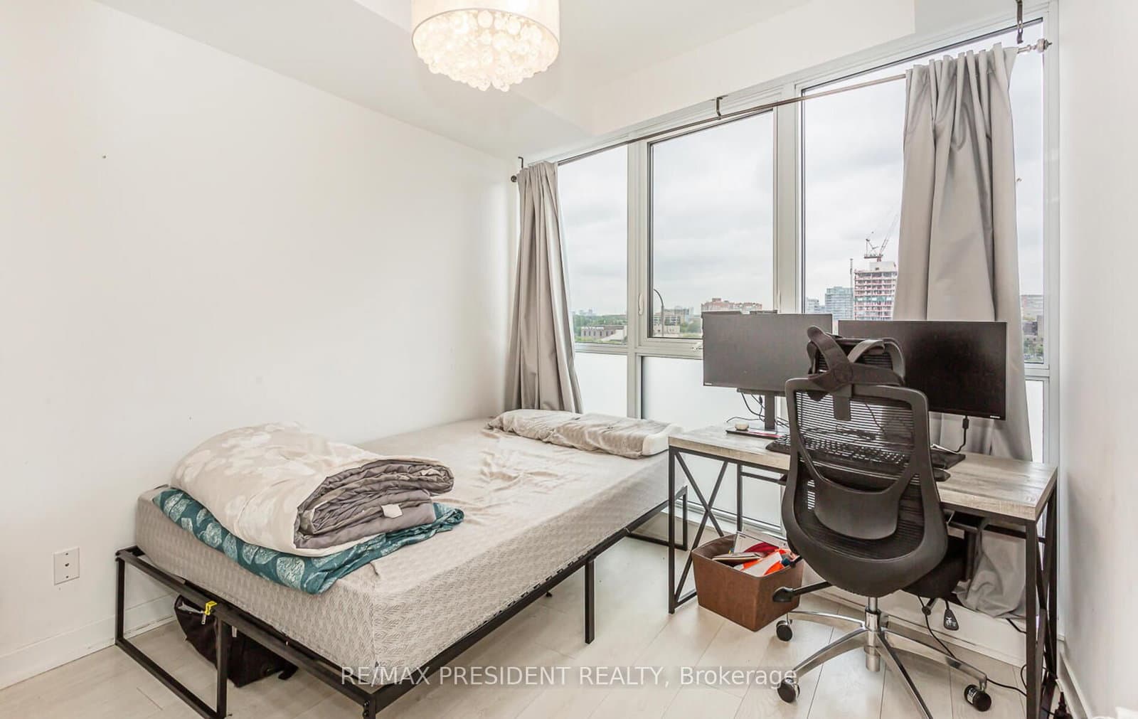 50 Bruyeres Mews, Unit 901 thumbnail 23