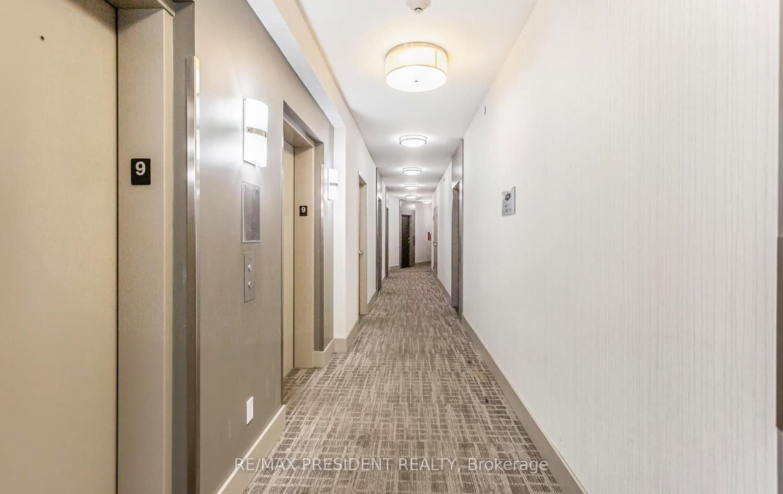50 Bruyeres Mews, Unit 901 thumbnail 8