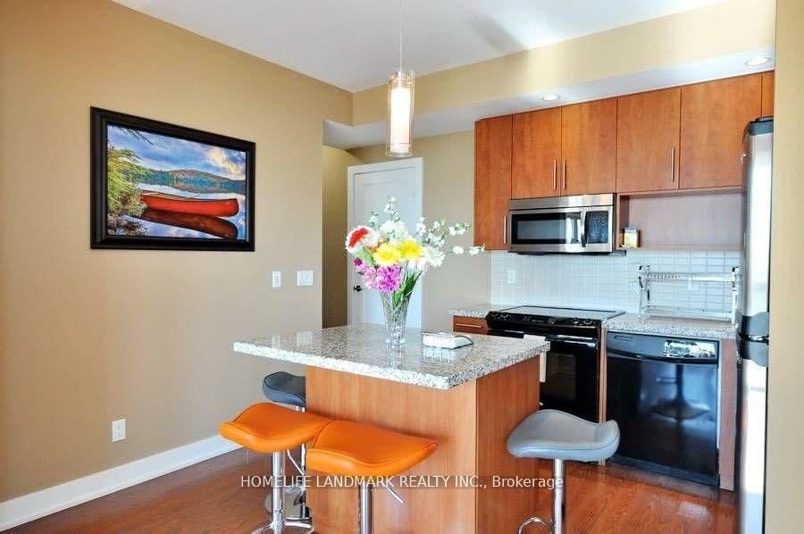 120 Homewood Avenue, Unit 1807 thumbnail 10