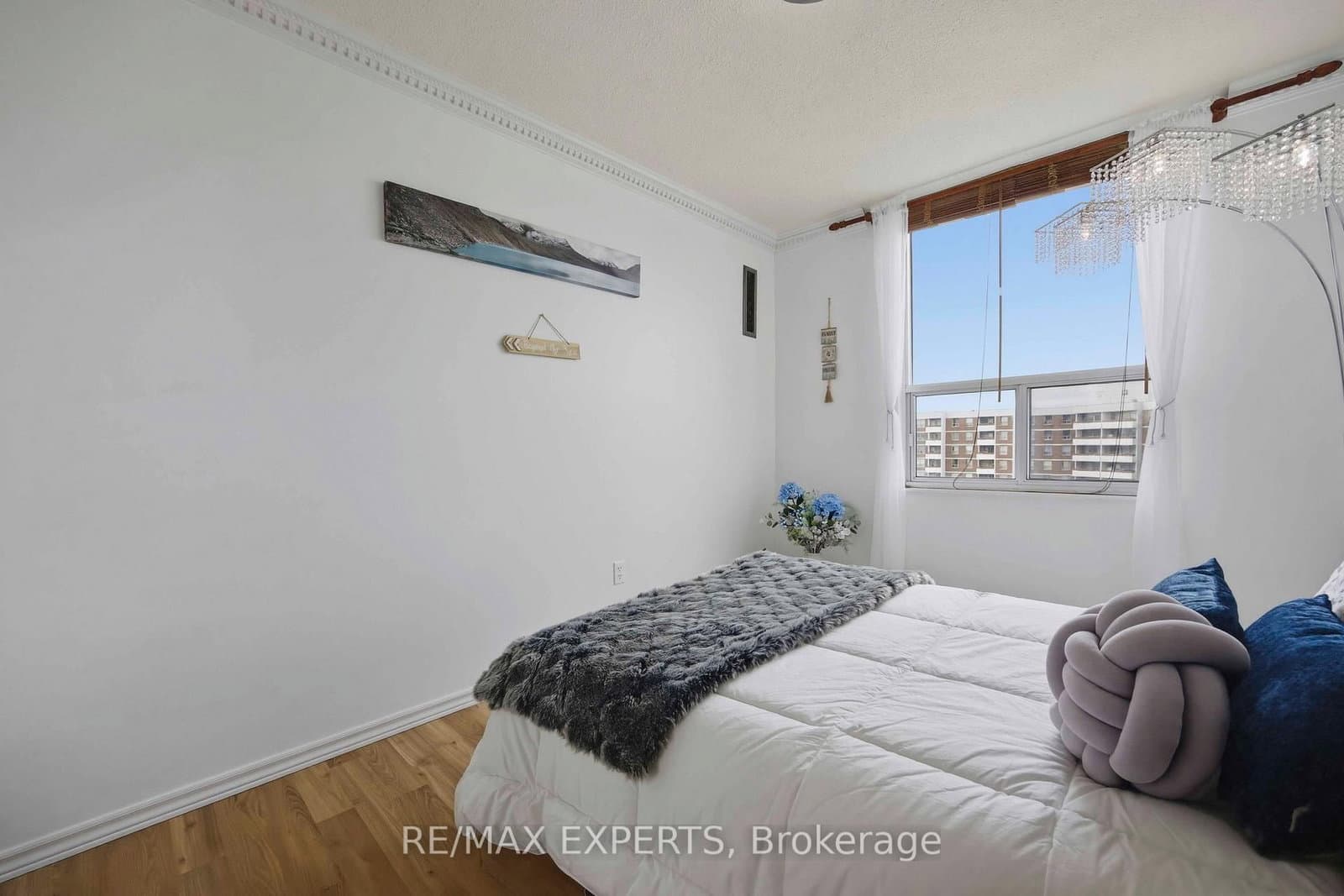 5 Shady Golfway, Unit 1417 thumbnail 18