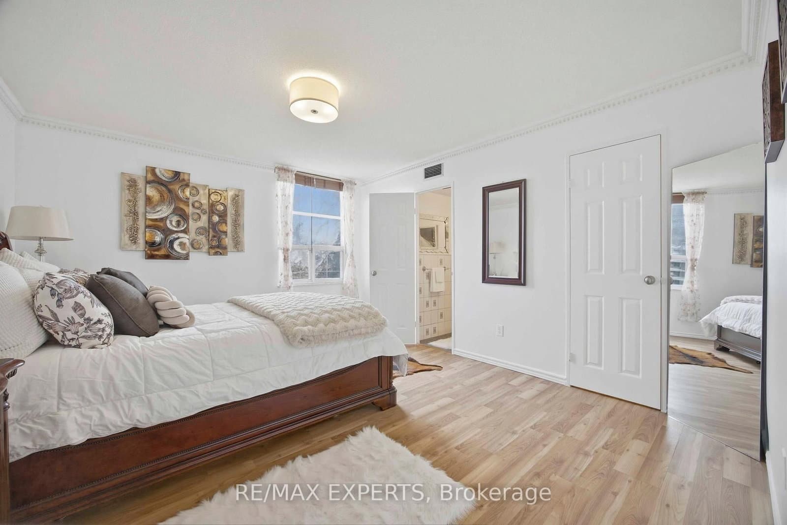 5 Shady Golfway, Unit 1417 thumbnail 24
