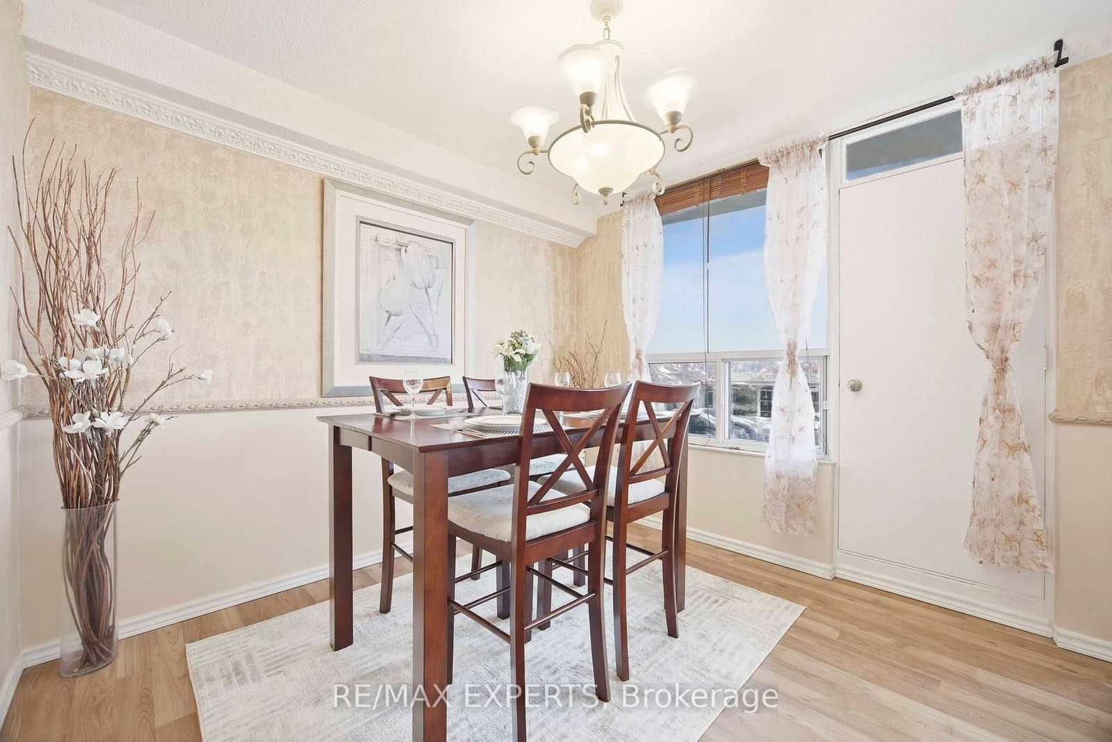 5 Shady Golfway, Unit 1417 thumbnail 9