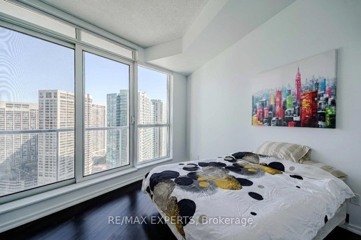 8 York Street, Unit 2905 thumbnail 15