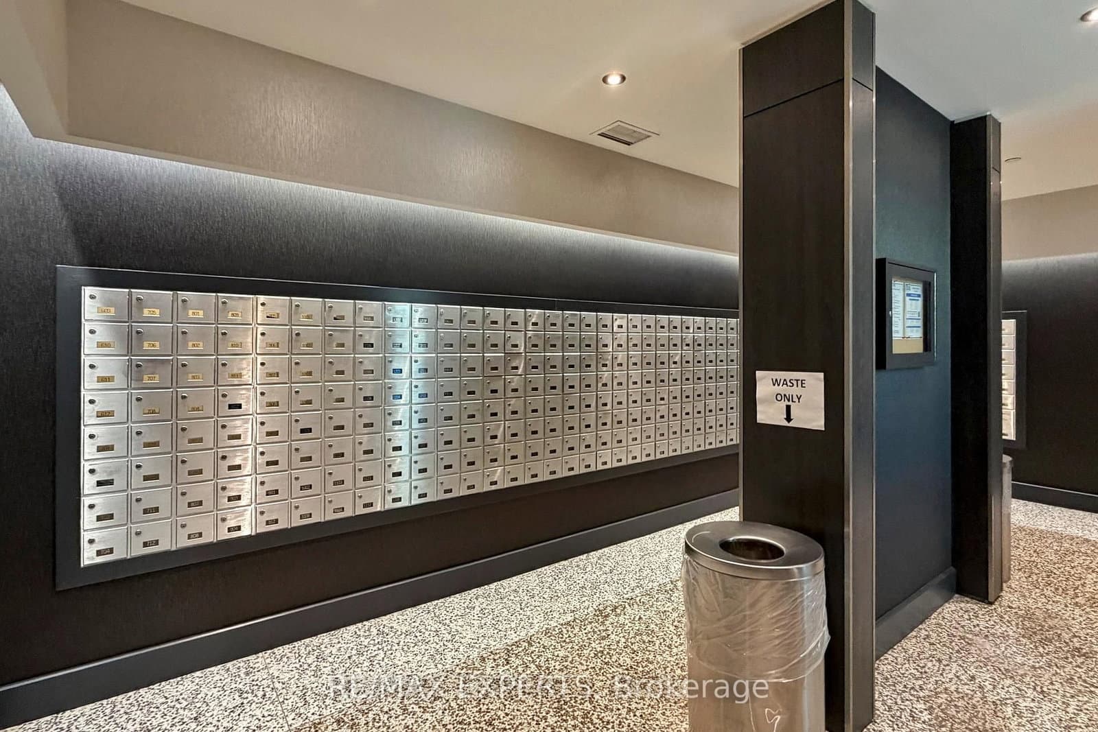 8 York Street, Unit 2905 thumbnail 33