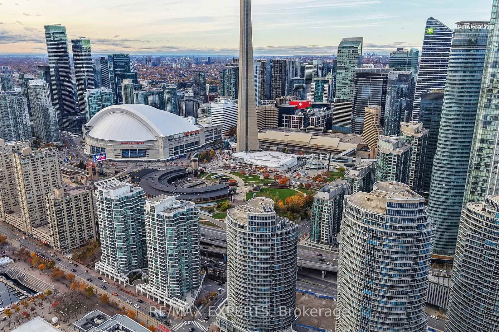 8 York Street, Unit 2905 thumbnail 41