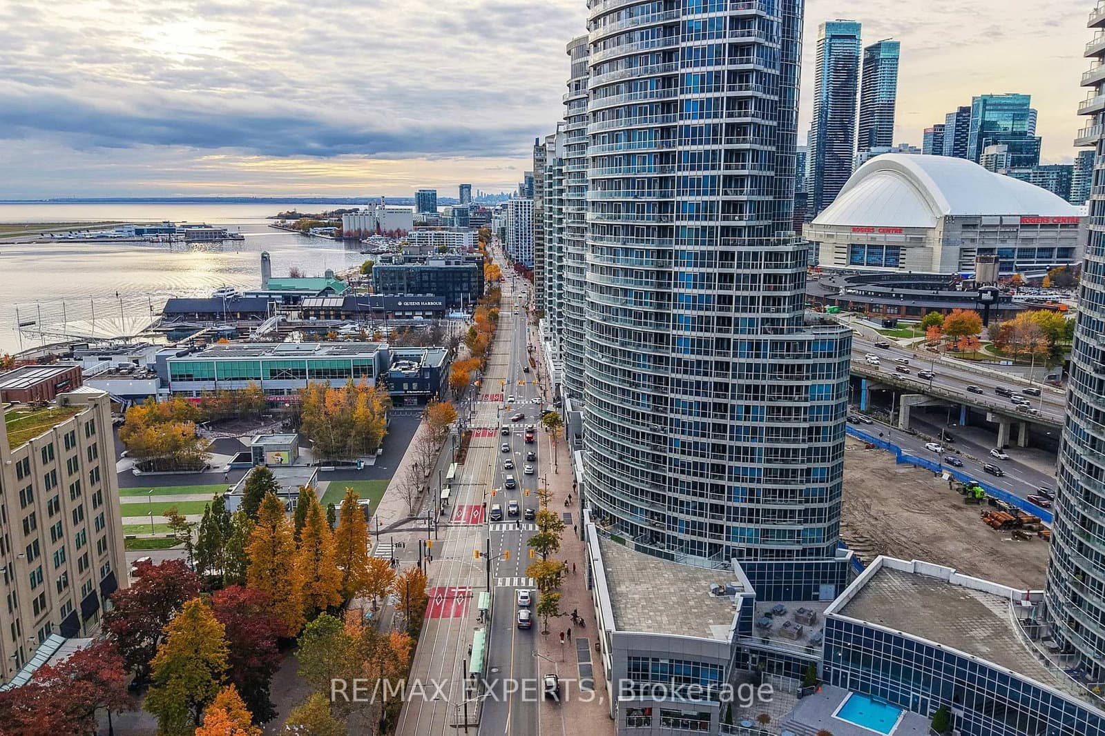 8 York Street, Unit 2905 thumbnail 43