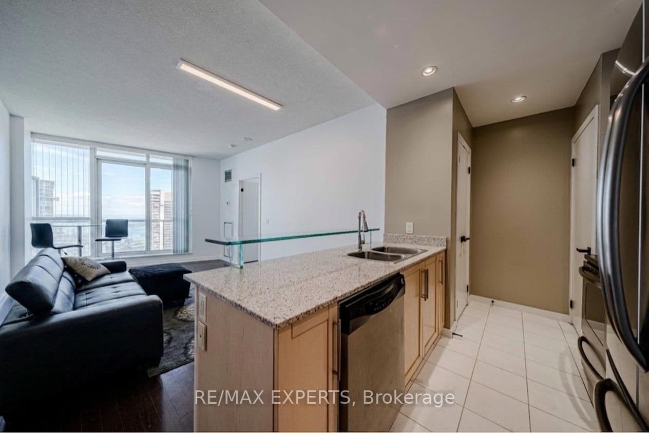 8 York Street, Unit 2905 thumbnail 9