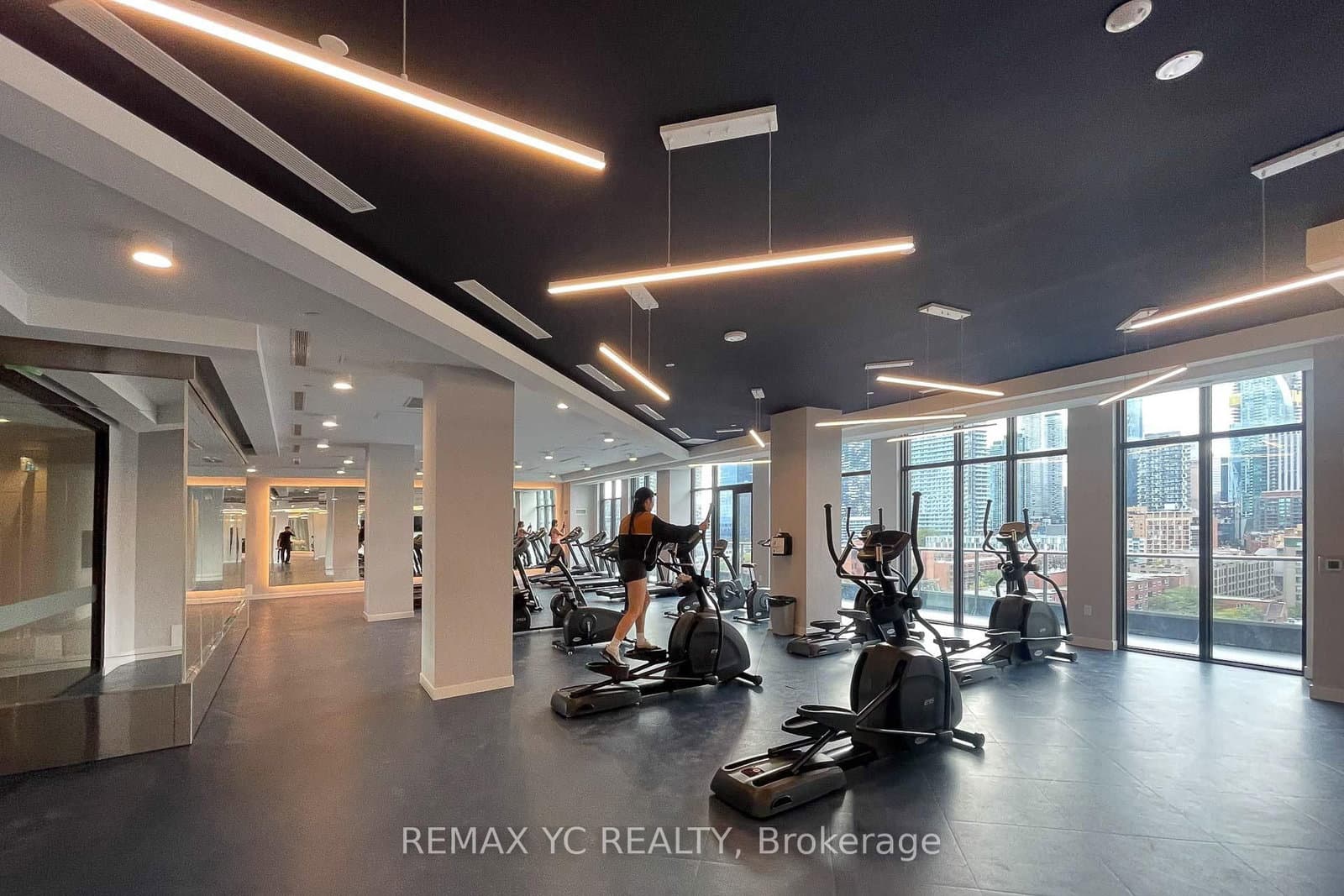 135 Lower Sherbourne Street, Unit 1464 thumbnail 32