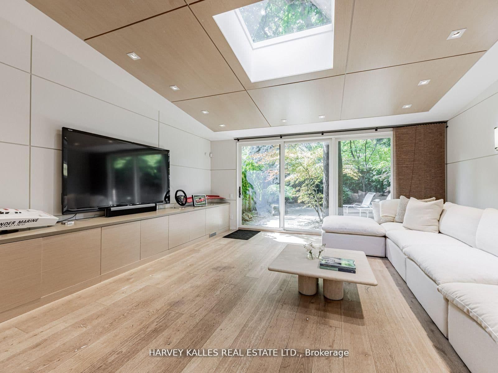80 Hazelton Avenue thumbnail 19