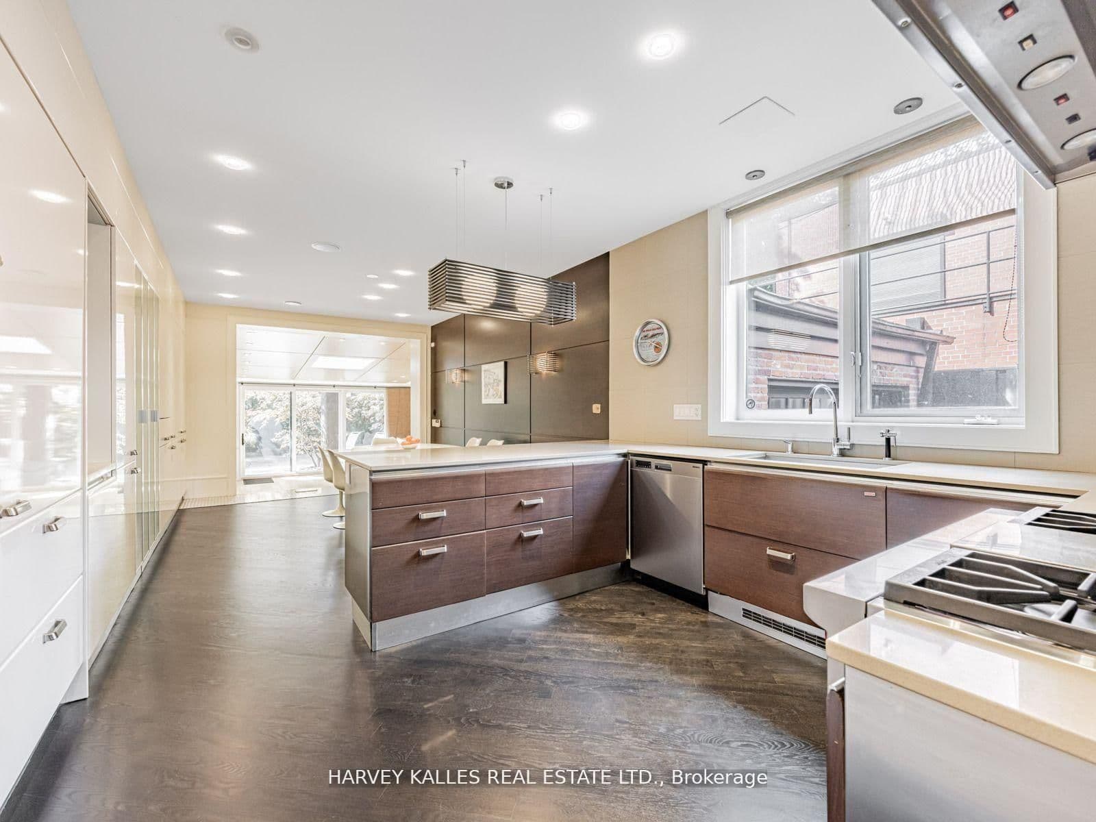 80 Hazelton Avenue thumbnail 23
