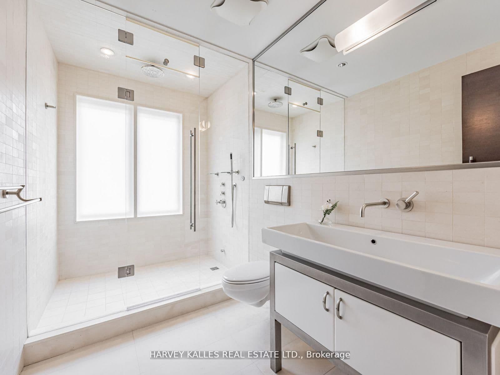 80 Hazelton Avenue thumbnail 31