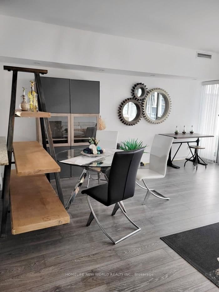 33 Charles Street E, Unit 2706 thumbnail 2