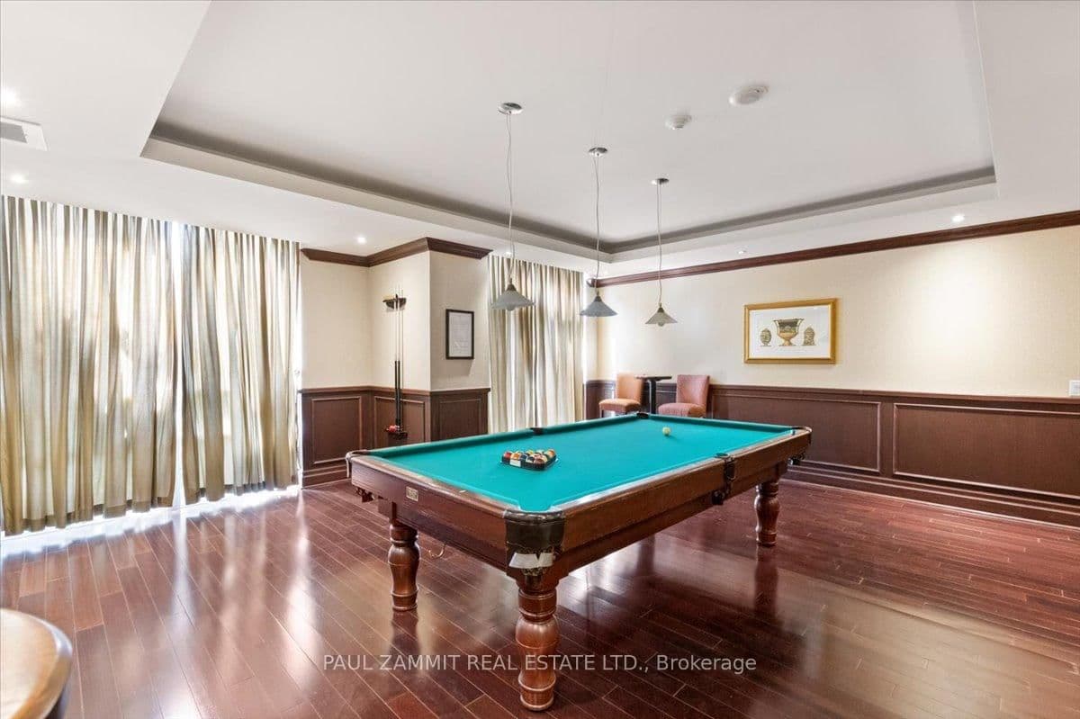 1 Clairtrell Road, Unit 101 thumbnail 17