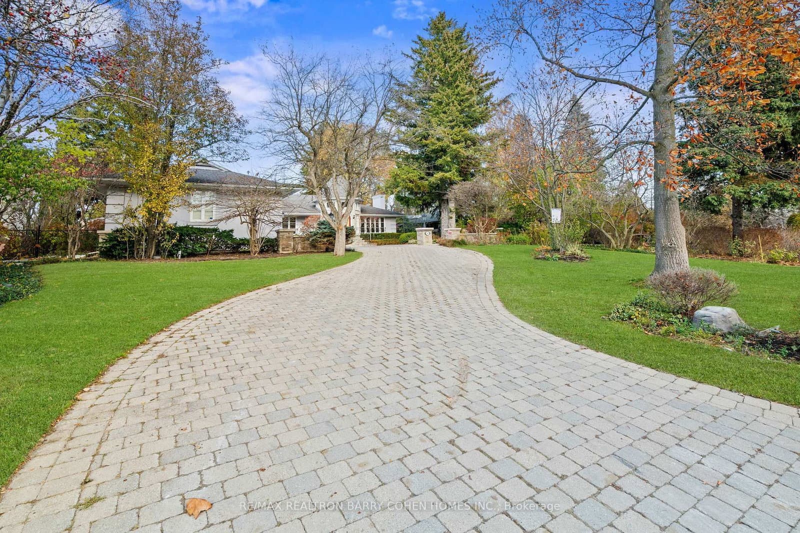 80 Bayview Ridge thumbnail 3