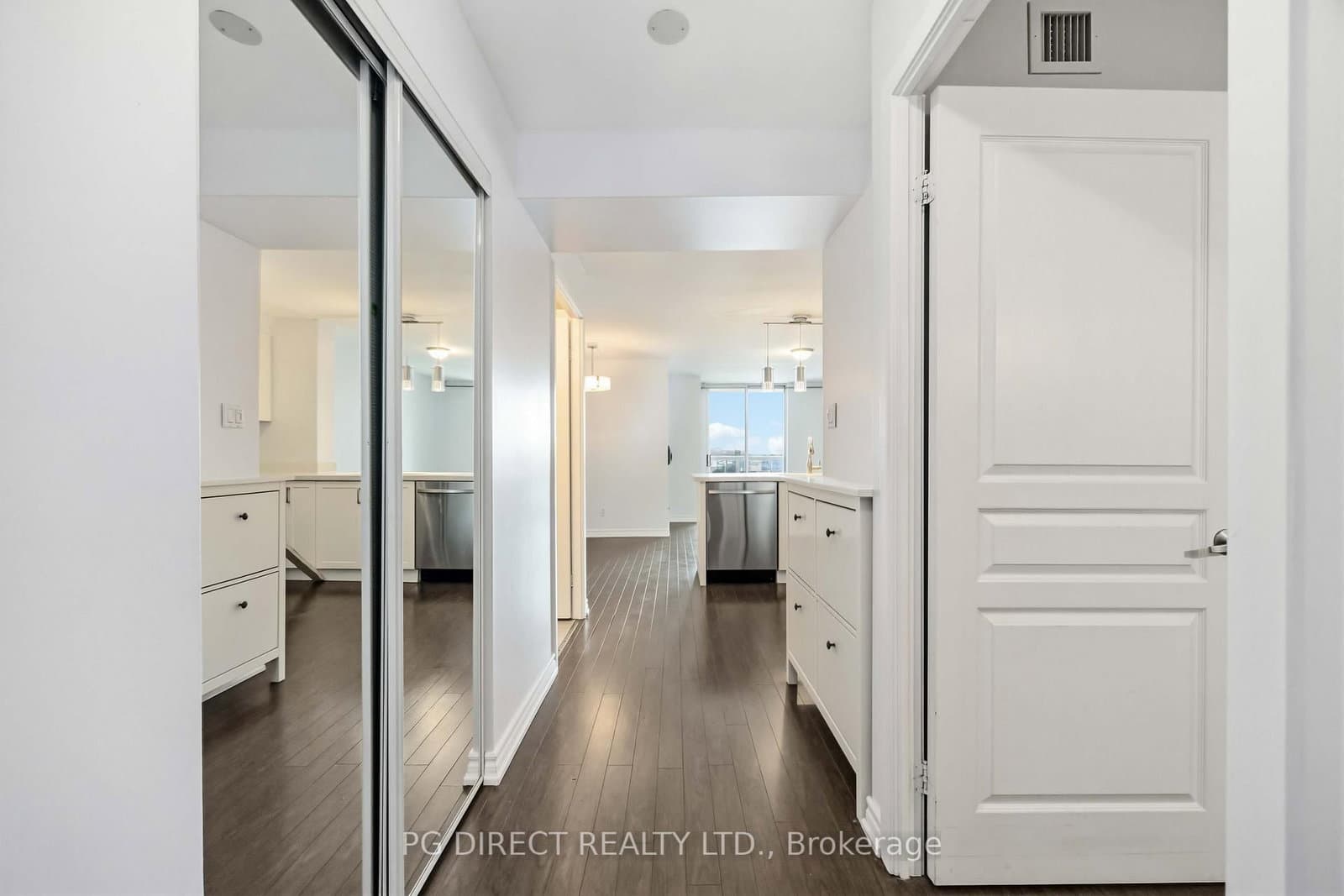 323 Richmond Street E, Unit 807 thumbnail 3
