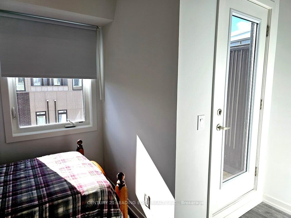 10 Spruce Pines Crescent, Unit Room2 thumbnail 6