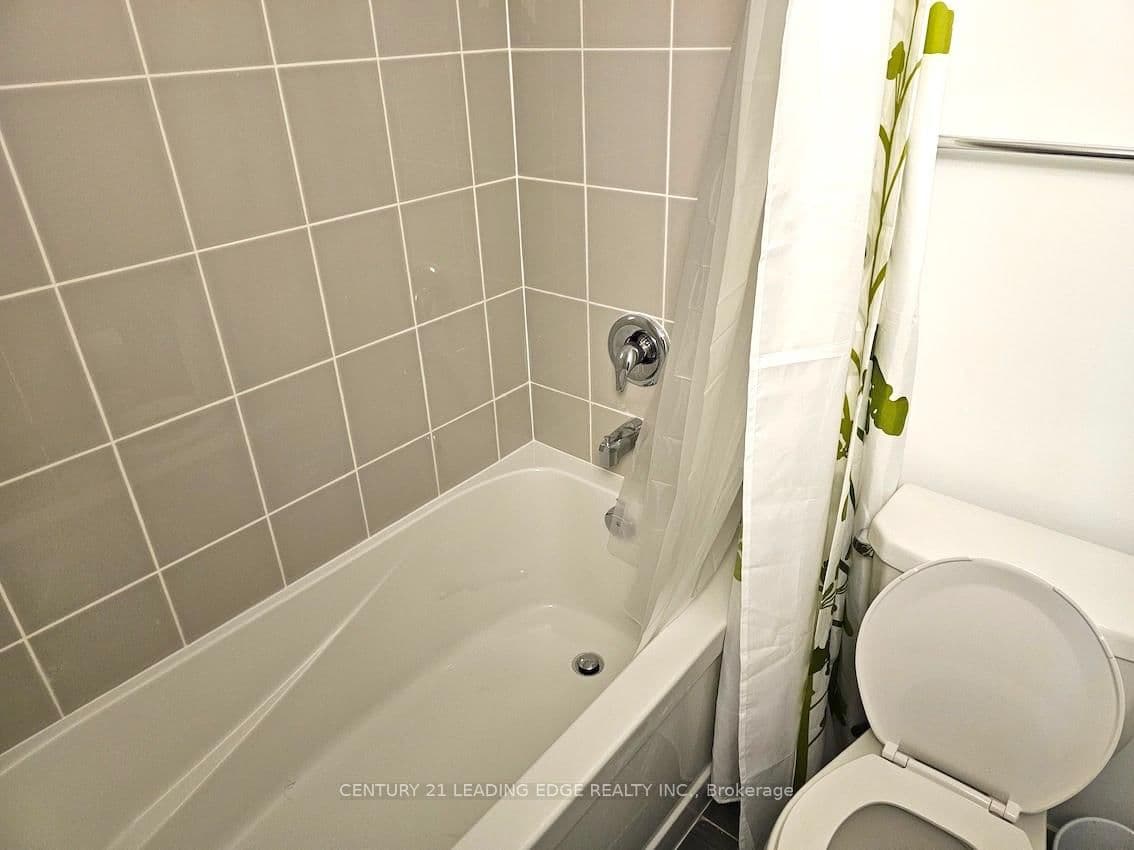 10 Spruce Pines Crescent, Unit Room2 thumbnail 8