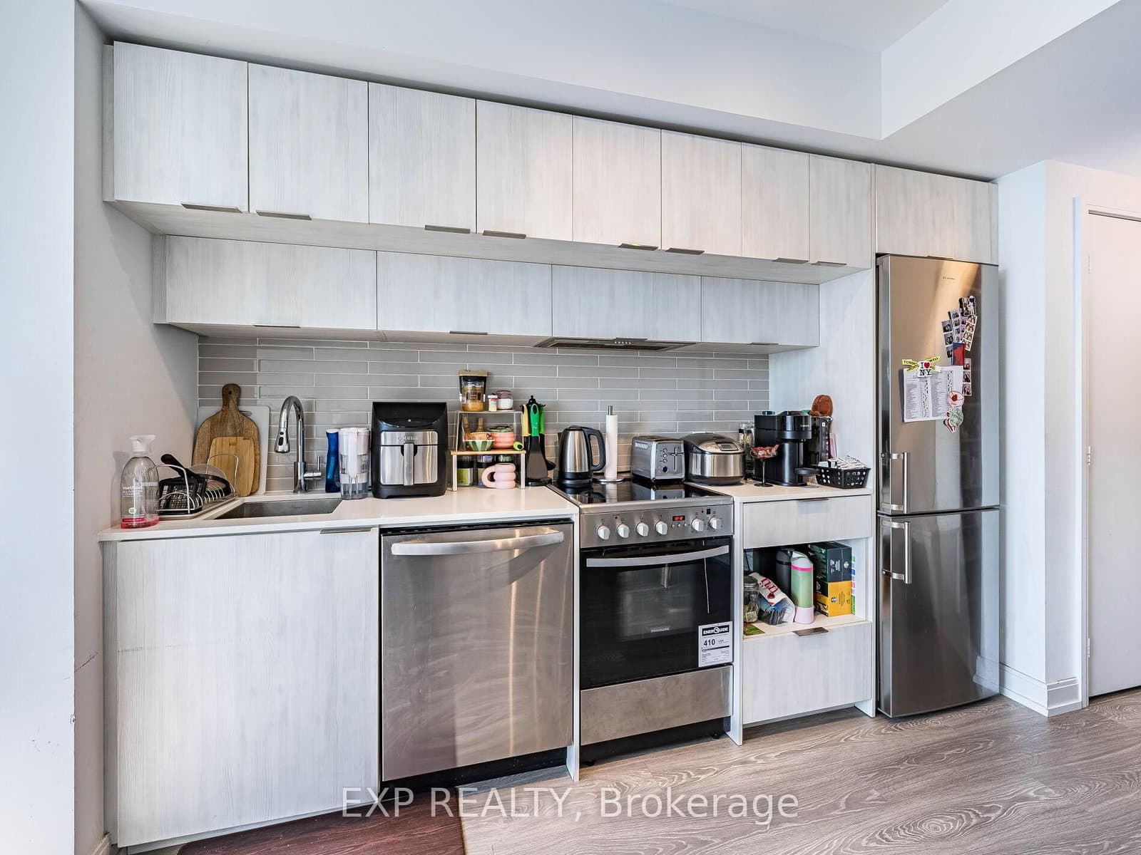 181 Dundas Street E, Unit 3708 thumbnail 10