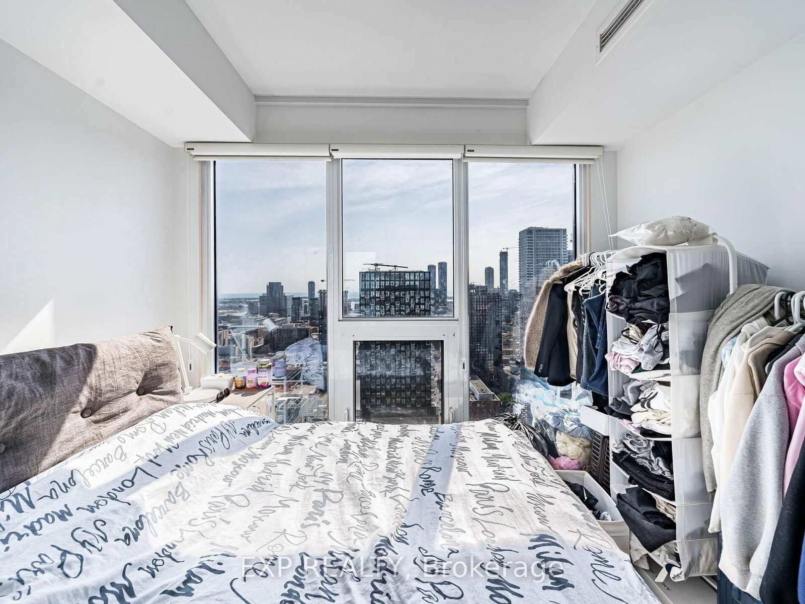 181 Dundas Street E, Unit 3708 thumbnail 15