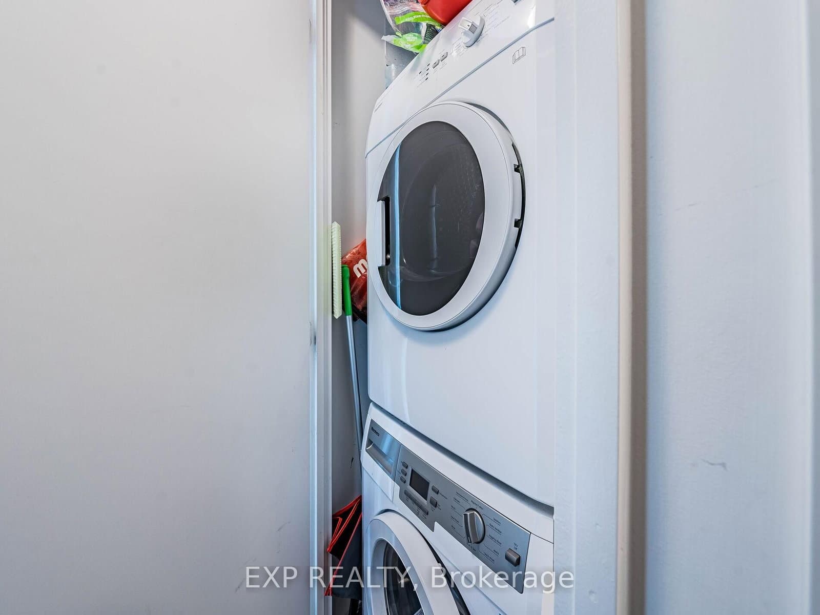 181 Dundas Street E, Unit 3708 thumbnail 18