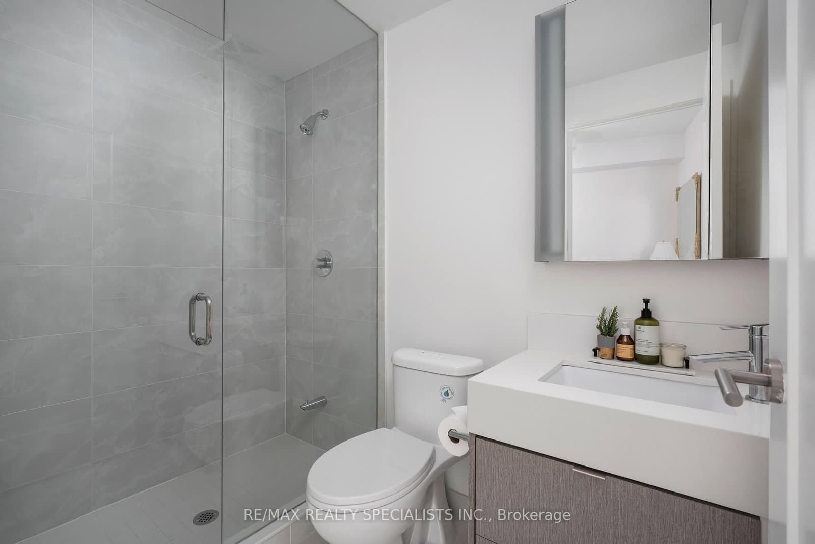 10 York Street, Unit 4303 thumbnail 22