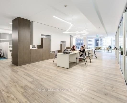 181 Dundas Street E, Unit 1208 thumbnail 11