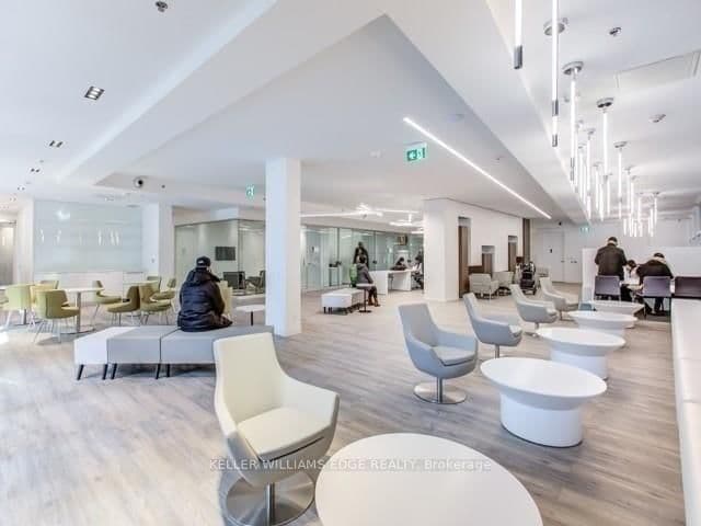 181 Dundas Street E, Unit 1208 thumbnail 13