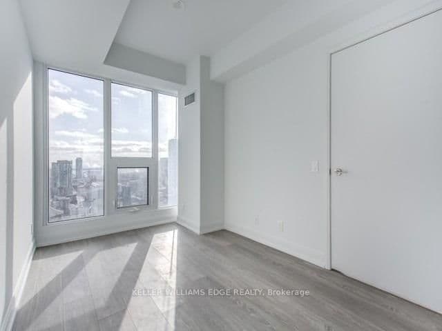 181 Dundas Street E, Unit 1208 thumbnail 2