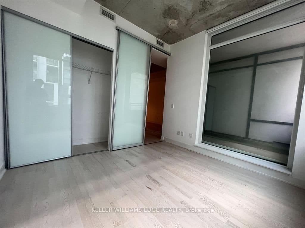 20 Gladstone Avenue, Unit 302 thumbnail 6