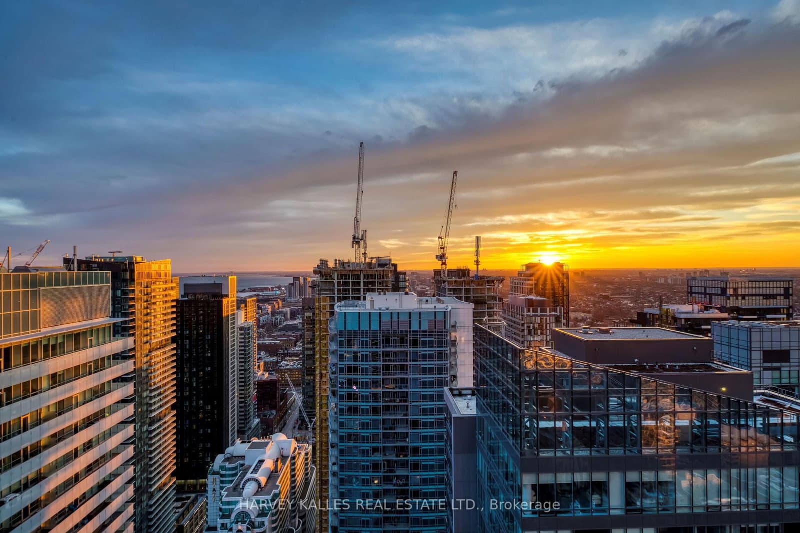 99 John Street, Unit 4801 thumbnail 36