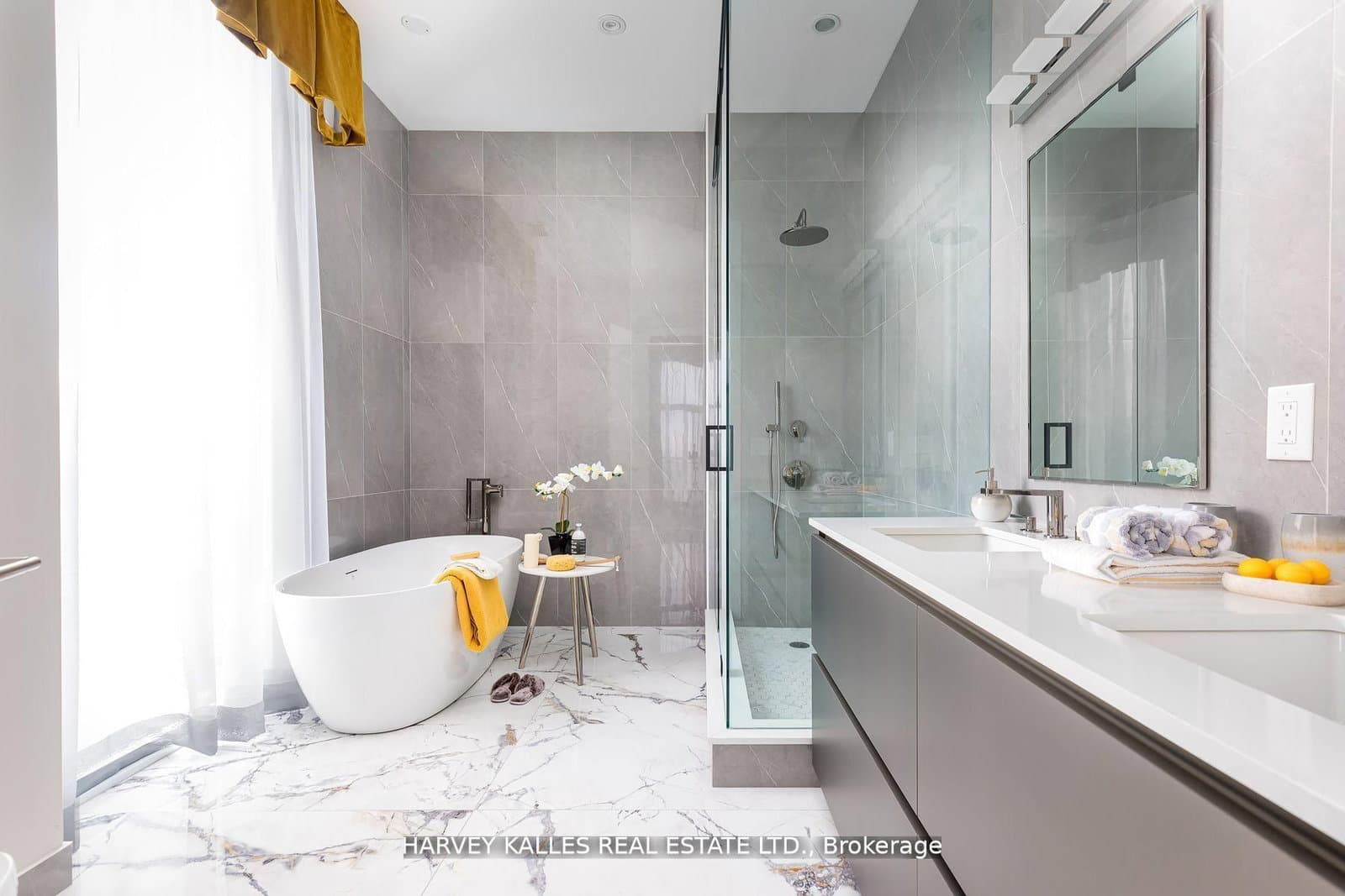99 John Street, Unit 4802 thumbnail 24