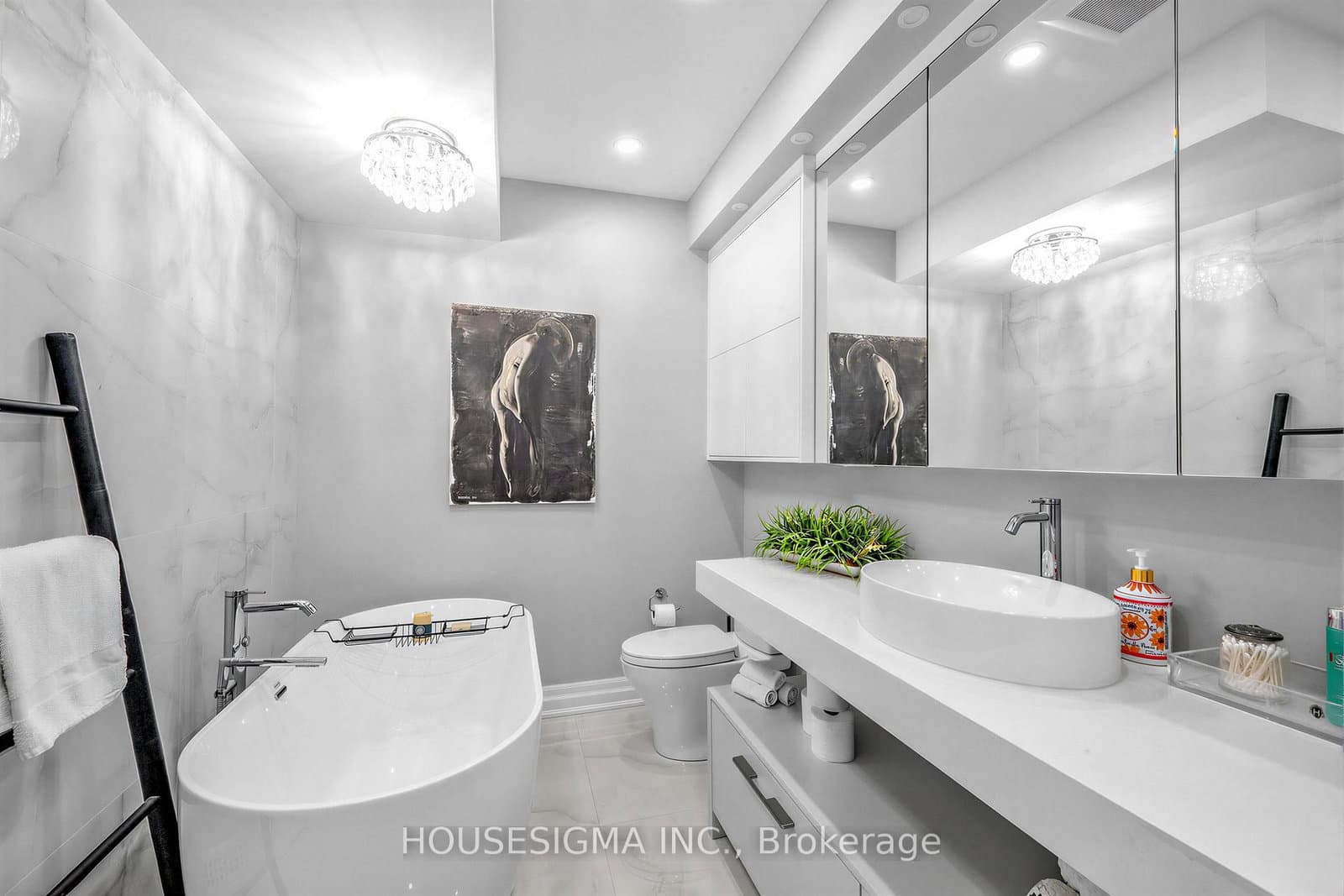 361 Roehampton Avenue thumbnail 23