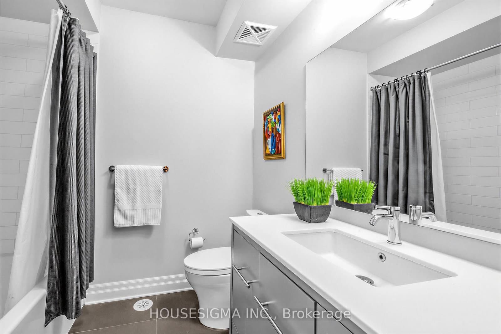 361 Roehampton Avenue thumbnail 28