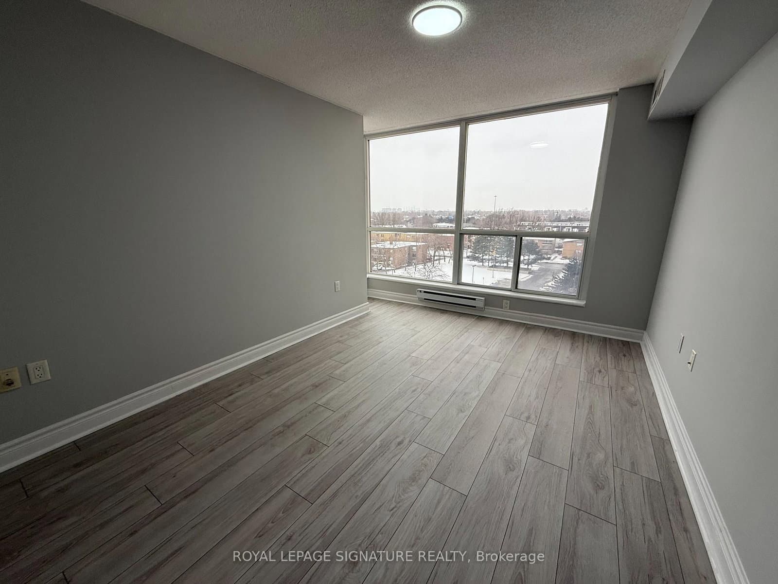 2 Neptune Drive, Unit 605 thumbnail 9