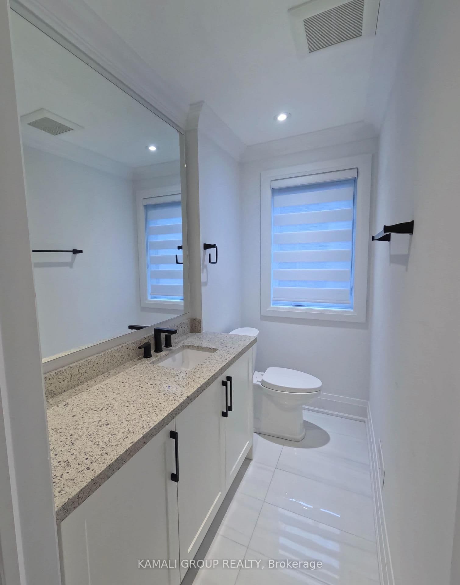 77 Hove Street E thumbnail 14