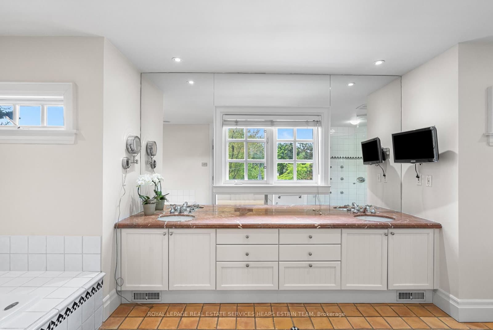 25 Strathgowan Crescent thumbnail 42