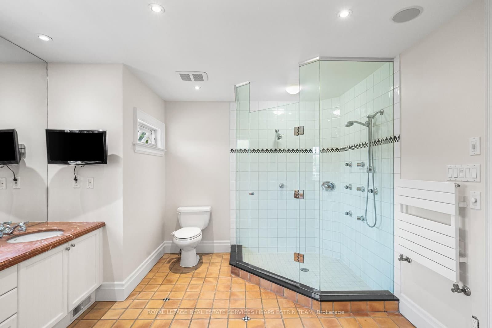 25 Strathgowan Crescent thumbnail 43
