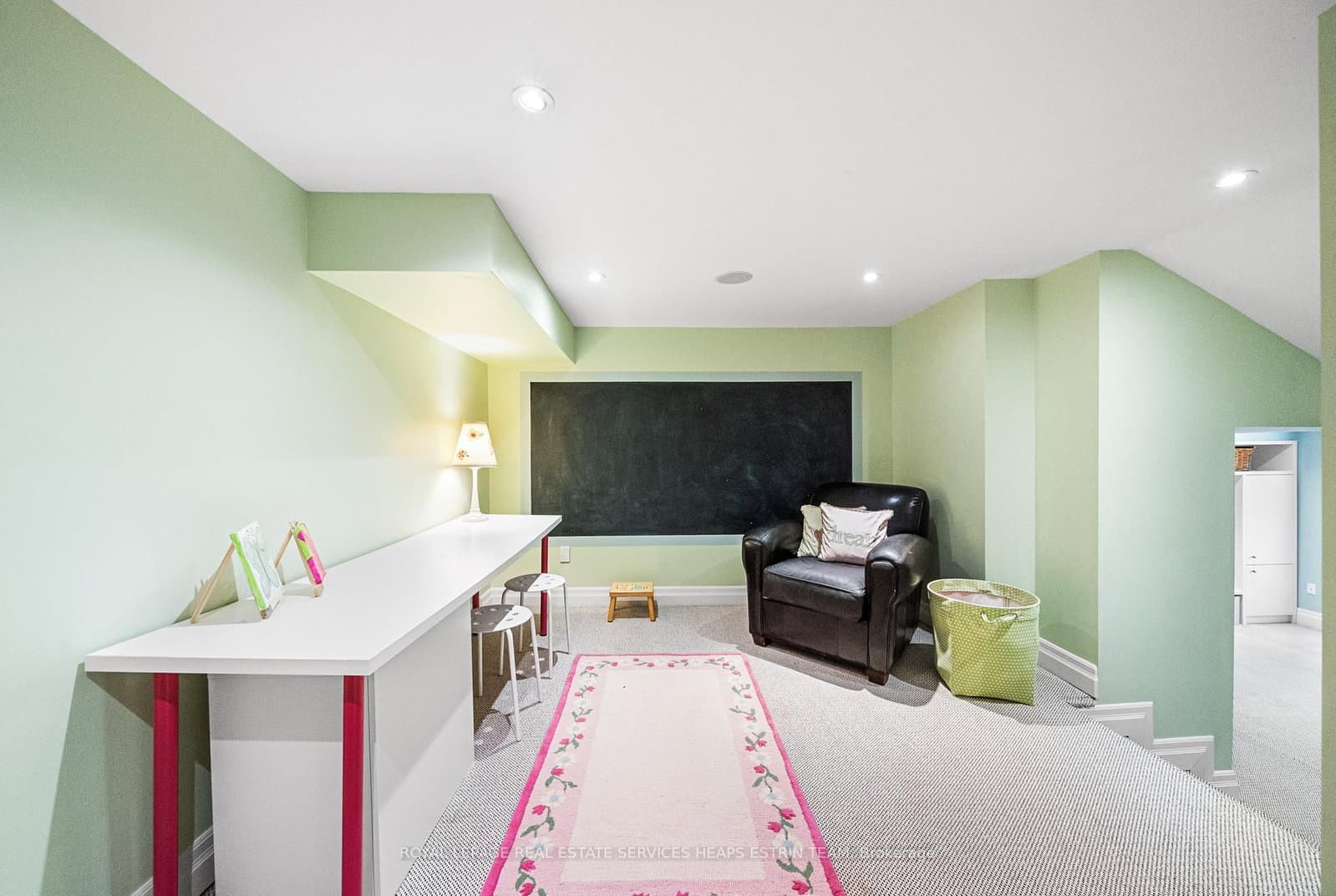 25 Strathgowan Crescent thumbnail 45