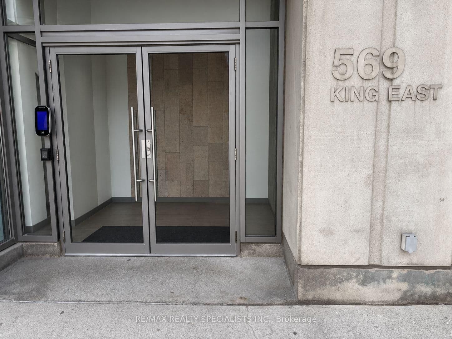 #301 - 569 King Street E