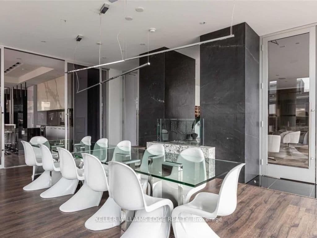 290 Adelaide Street W, Unit 2709 thumbnail 9