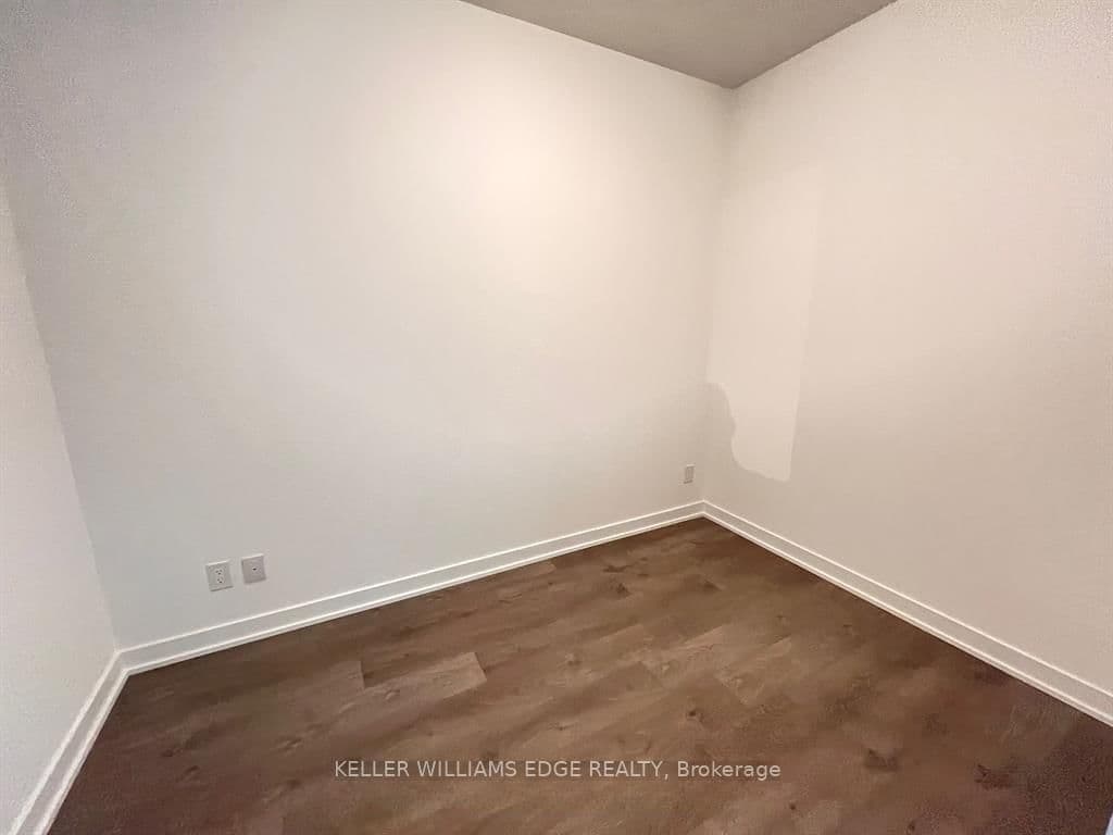 5 Defries Street, Unit 3010 thumbnail 7